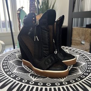 L.A.M.B Platform sneakers 6